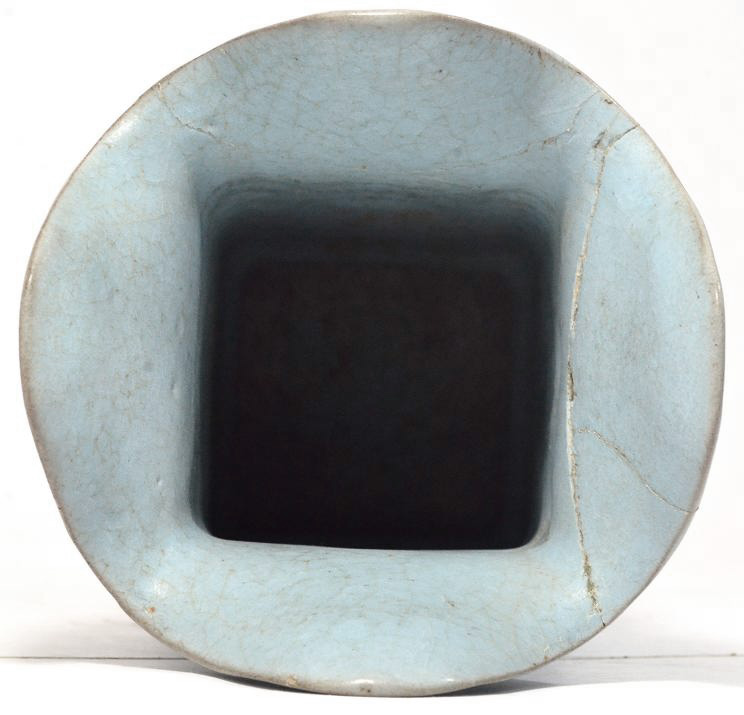 A Rare Ru Kiln Ware Square Vase, Song Dynasty