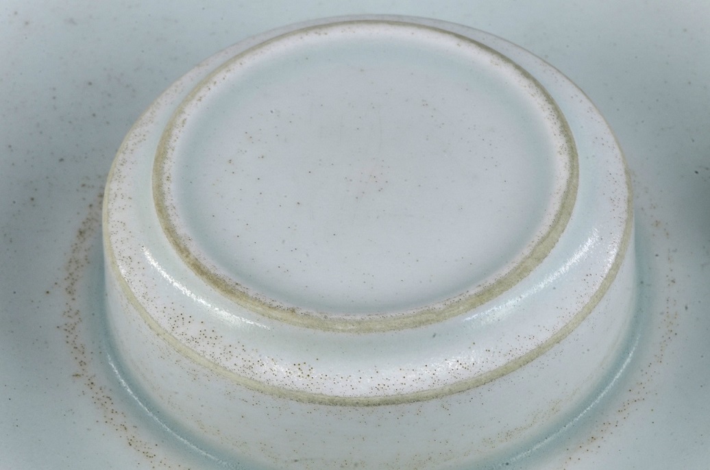 A Qingbai Floral-Lobed Cup Stand